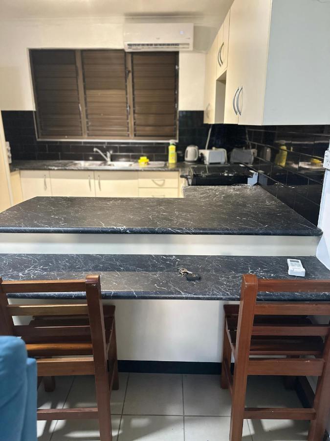 Ambitious Apartment Nadi Luaran gambar